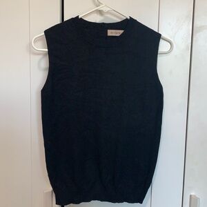 Black Sleeveless Sans & Sans Top